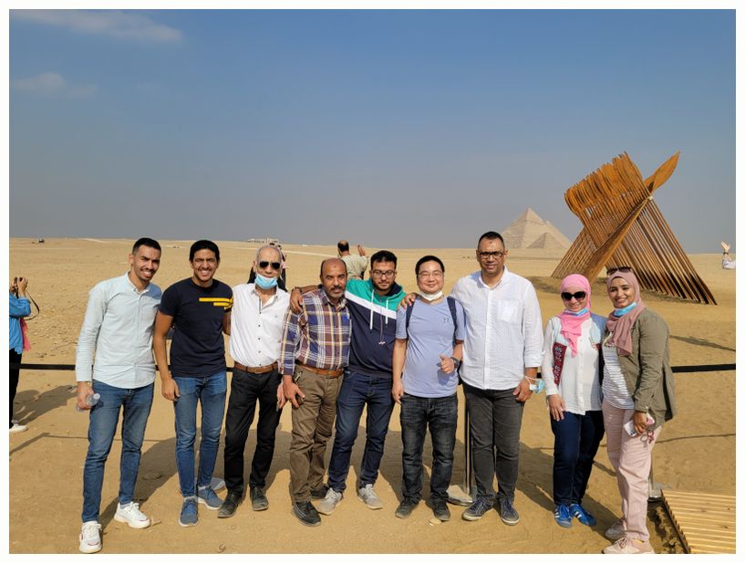 Odoo • A picture with a caption